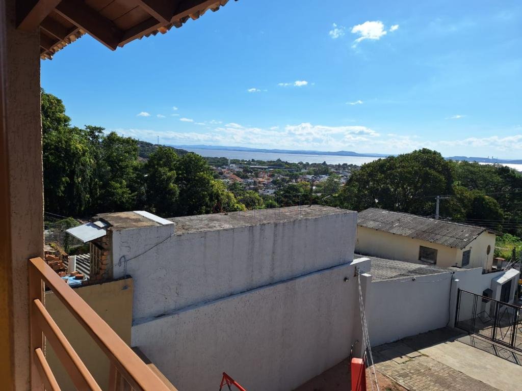 Sobrado 2 Dormitórios